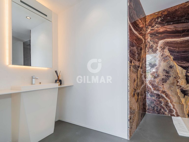 Villa for Sale in Madrid, Madrid 39