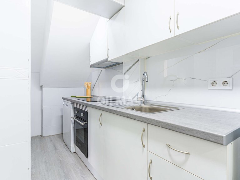 Apartment for Sale in Madrid, Madrid 16
