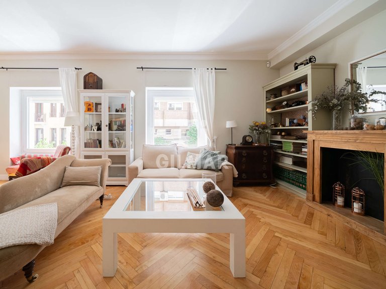 Apartment for Sale in Madrid, Madrid 10