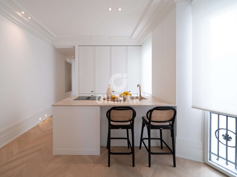 Apartment for Sale in Madrid, Madrid 11