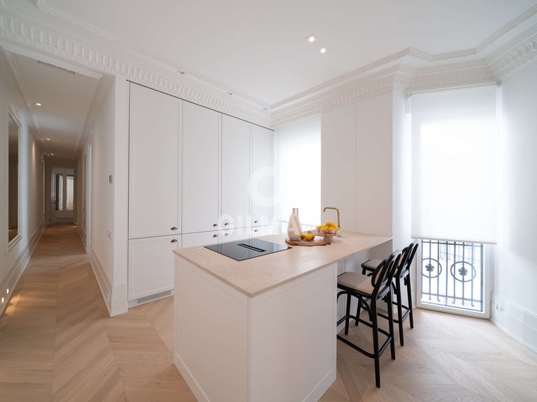 Apartment for Sale in Madrid, Madrid 12