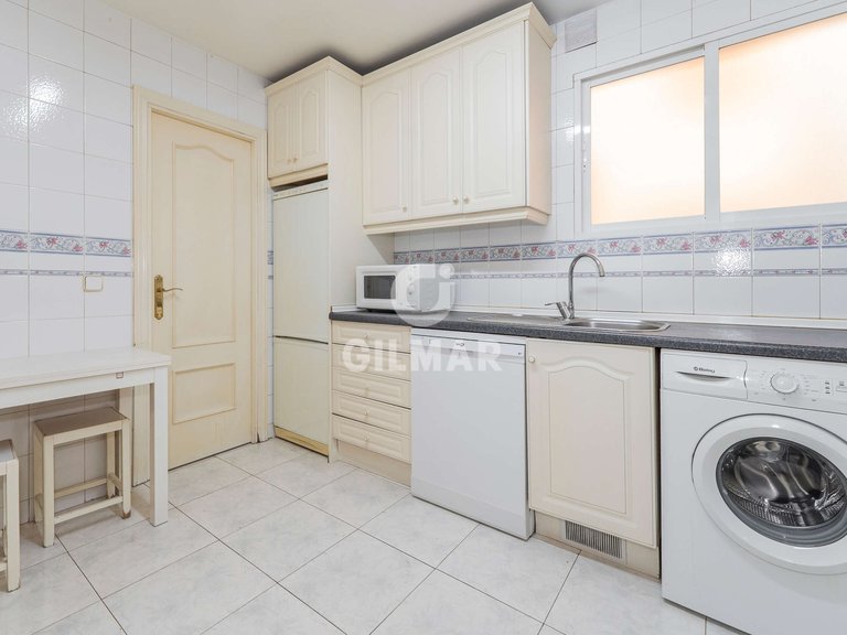 Apartment for Sale in Madrid, Madrid 14