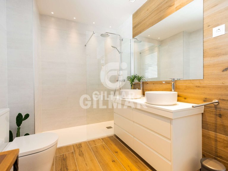 Villa for Rent in Madrid, Madrid 39