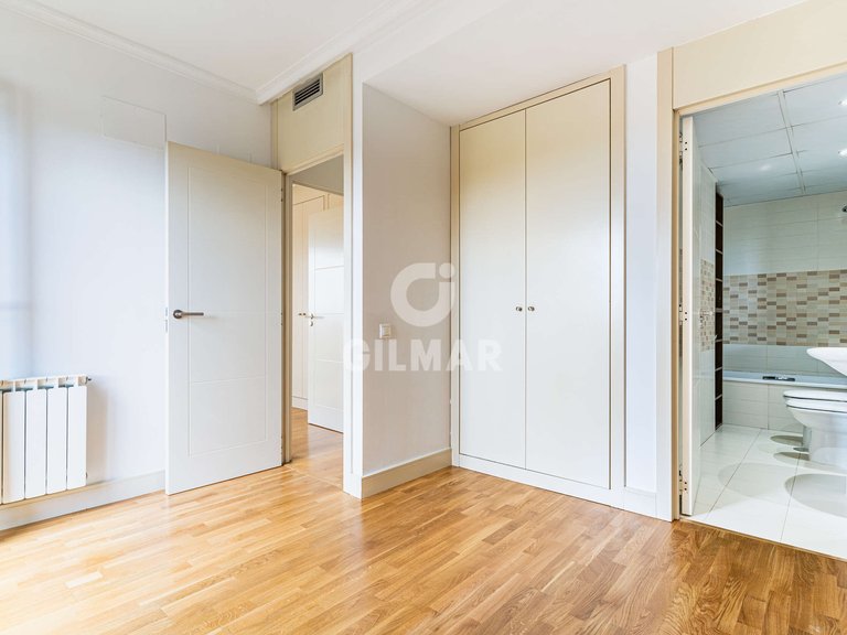 Town House for Sale in Boadilla Del Monte, Madrid 33