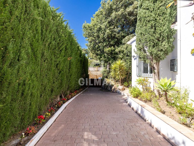 Villa for Sale in Estepona, Malaga 47