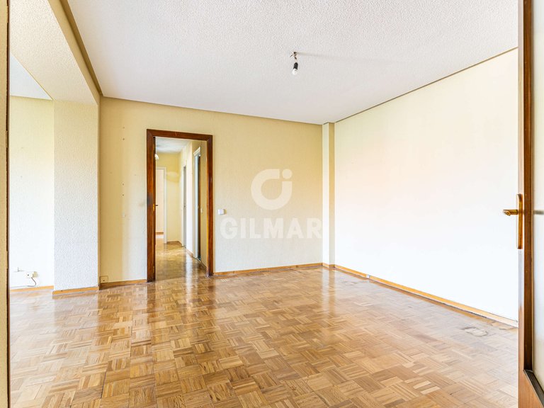Apartment for Sale in Madrid, Madrid 4
