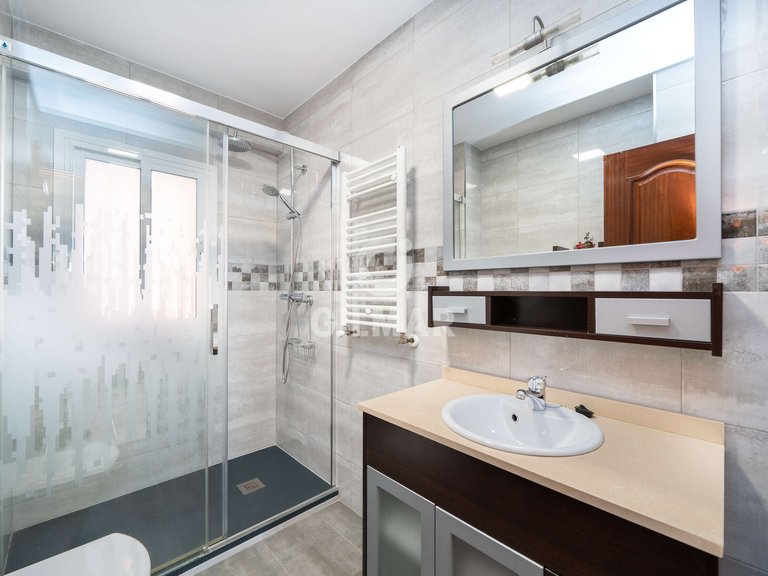 Apartment for Sale in Madrid, Madrid 17