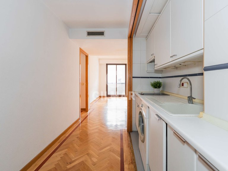 Apartment for Sale in Madrid, Madrid 23
