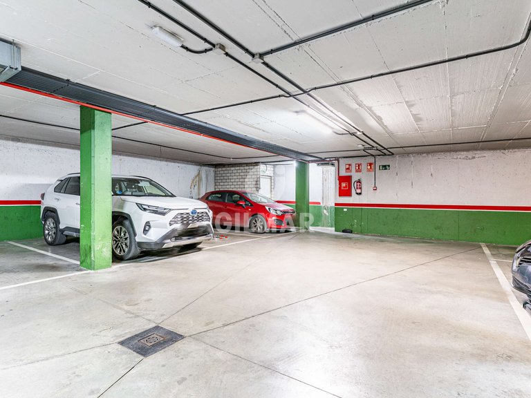Apartment for Sale in Madrid, Madrid 28