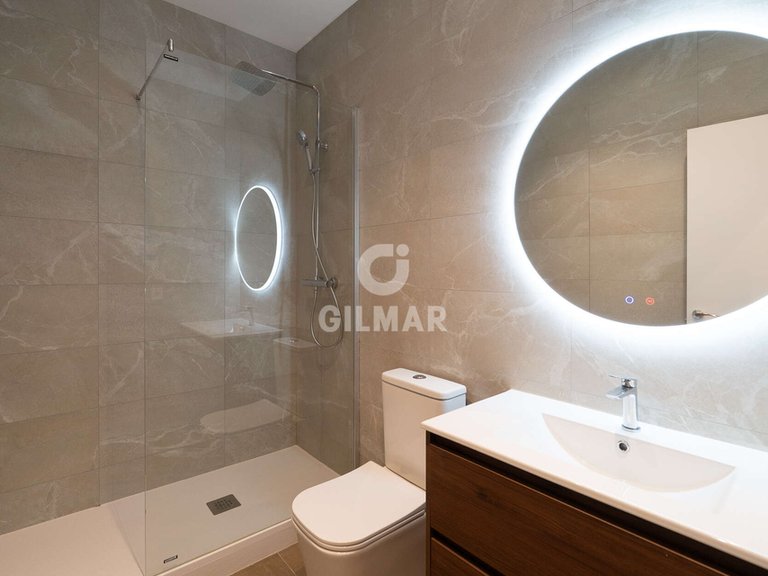 Apartment for Sale in Madrid, Madrid 32