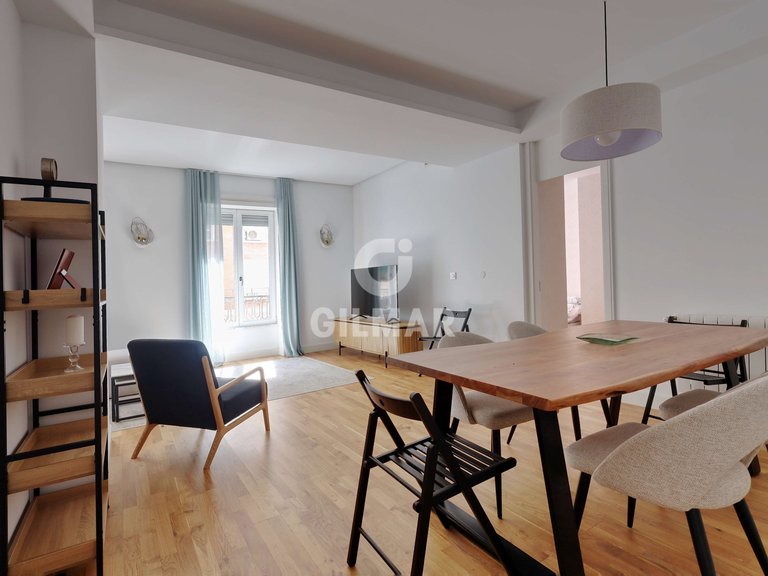 Apartment for Sale in Madrid, Madrid 4