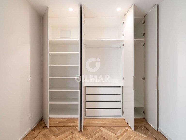 Apartment for Sale in Madrid, Madrid 42