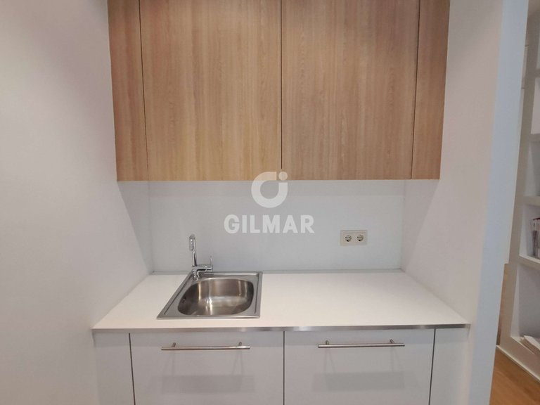 Commercial for Rent in Madrid, Madrid 5