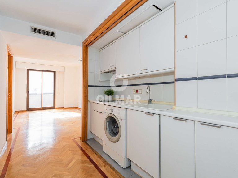 Apartment for Sale in Madrid, Madrid 22