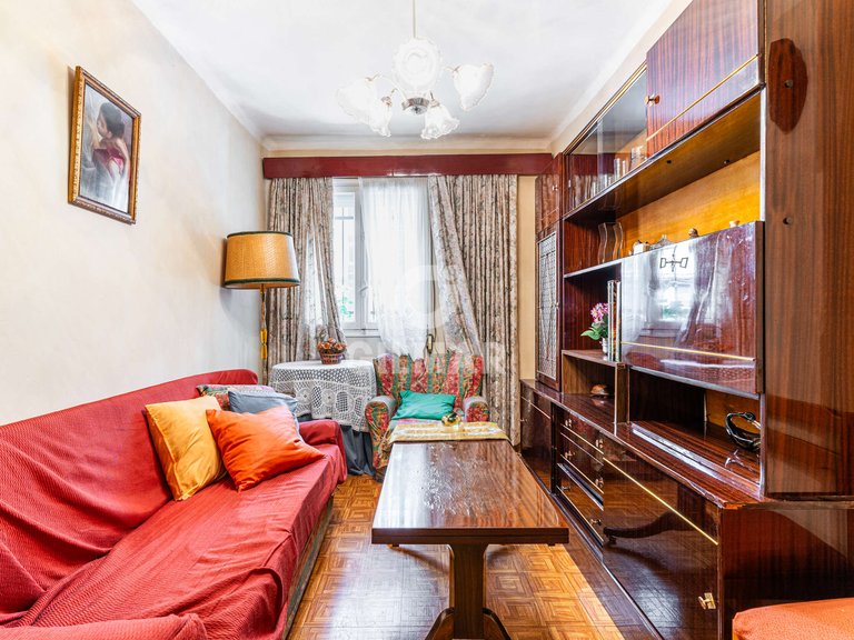 Apartment for Sale in Madrid, Madrid 5