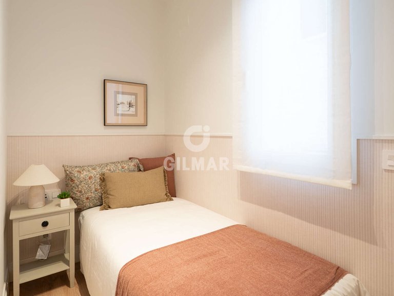 Apartment for Sale in Madrid, Madrid 32
