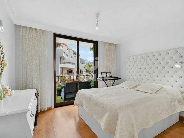 Apartment for Sale in Playa De Las AmÉricas, Tenerife 11