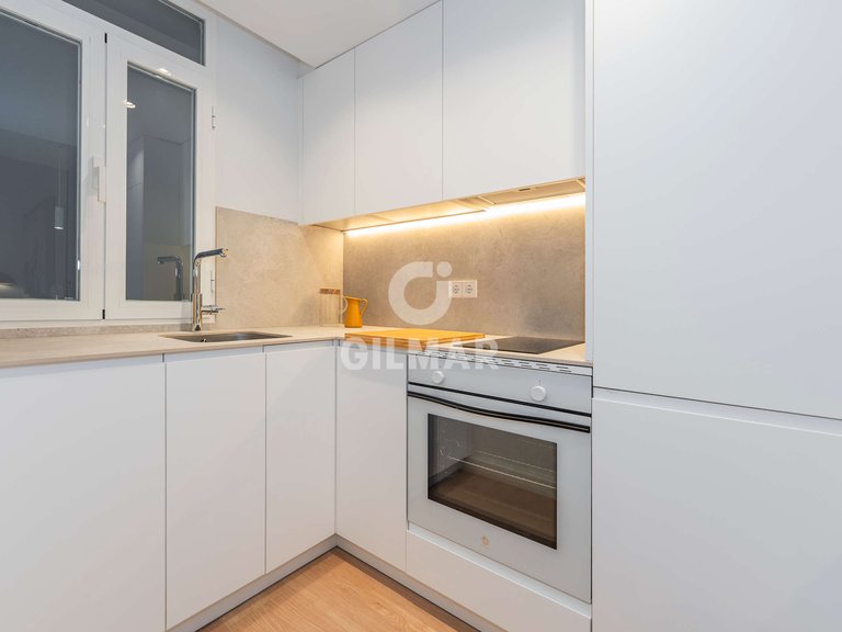 Apartment for Sale in Madrid, Madrid 16