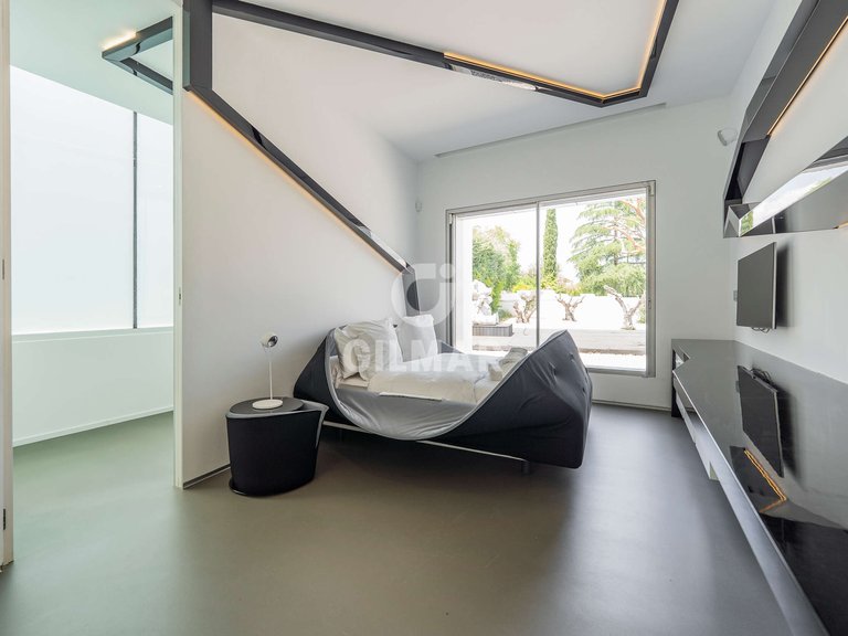 Villa for Sale in Madrid, Madrid 34