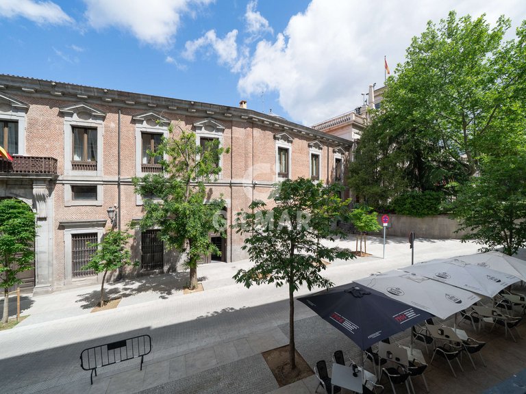 Apartment for Sale in Madrid, Madrid 5