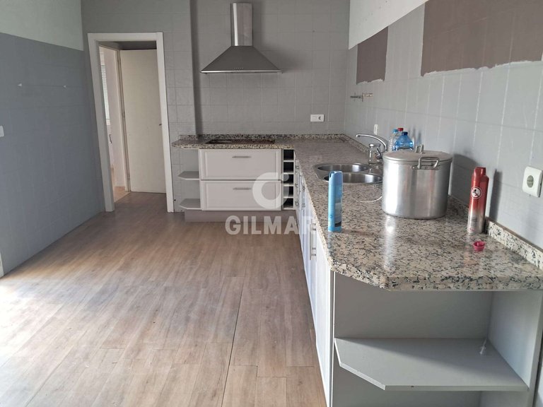 Villa for Sale in El ParaÍso, Malaga 9