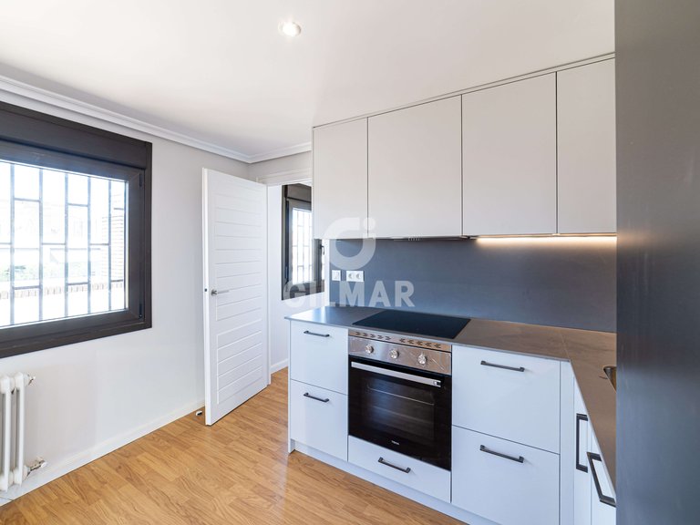 Apartment for Rent in Madrid, Madrid 11