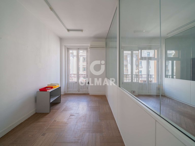 Apartment for Sale in Madrid, Madrid 13