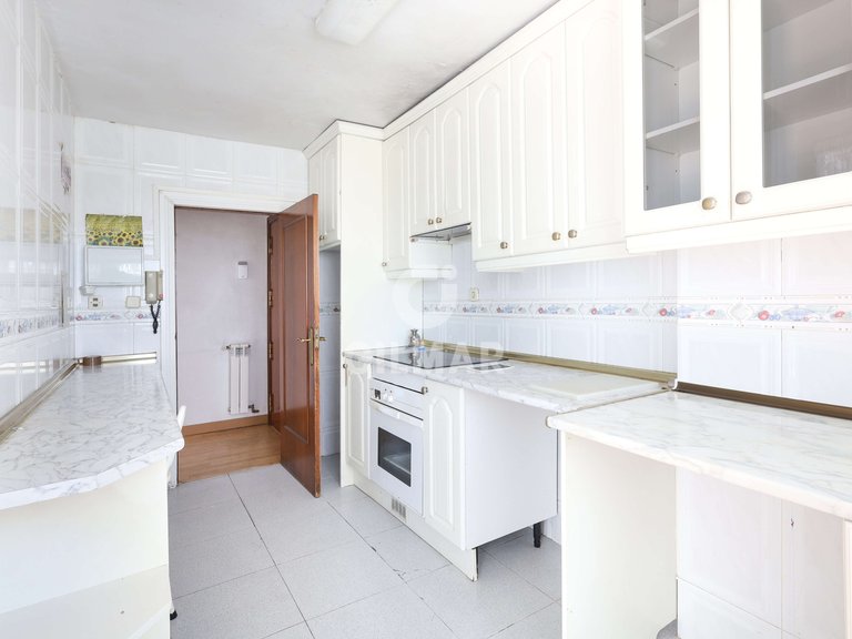 Apartment for Sale in Madrid, Madrid 12