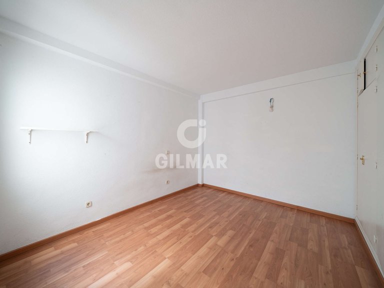 Apartment for Sale in Madrid, Madrid 13