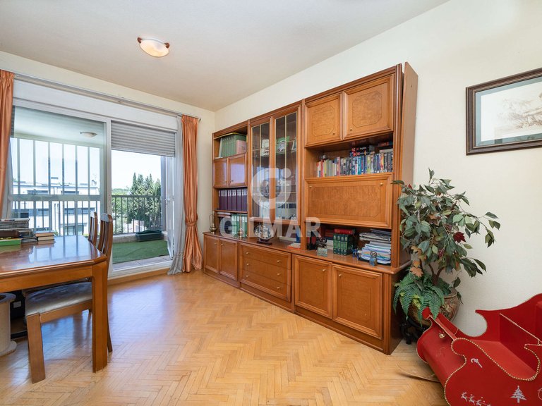 Town House for Sale in Madrid, Madrid 13