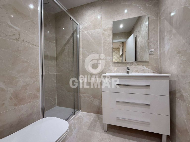 Apartment for Sale in Madrid, Madrid 5