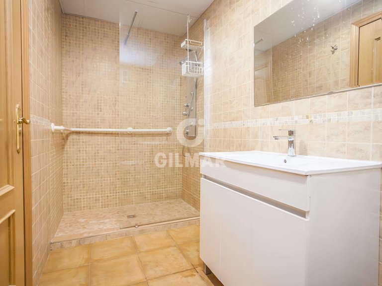 Apartment for Sale in Madrid, Madrid 23
