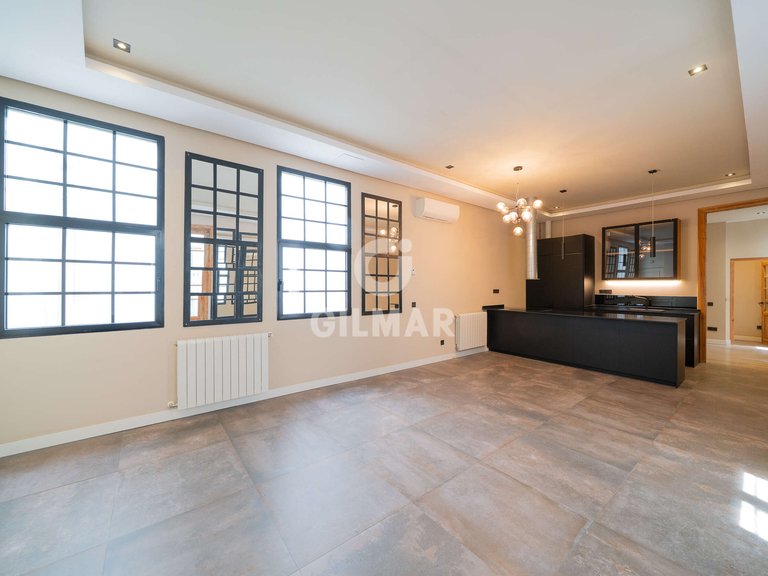 Apartment for Sale in Madrid, Madrid 27