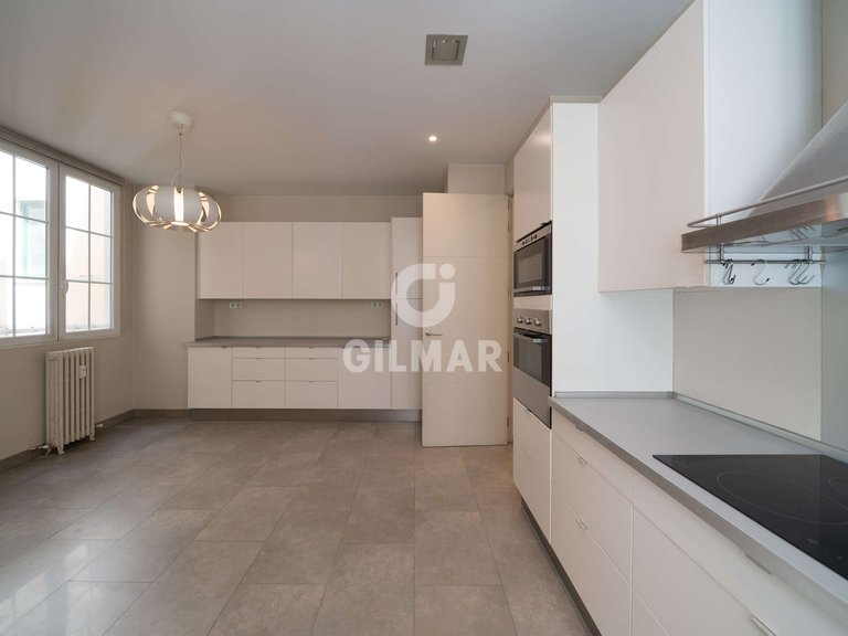 Apartment for Rent in Madrid, Madrid 34