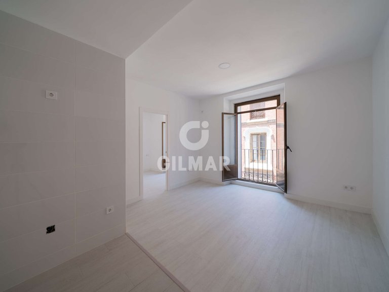 Apartment for Sale in Madrid, Madrid 2