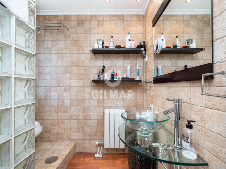 Penthouse for Sale in Madrid, Madrid 37