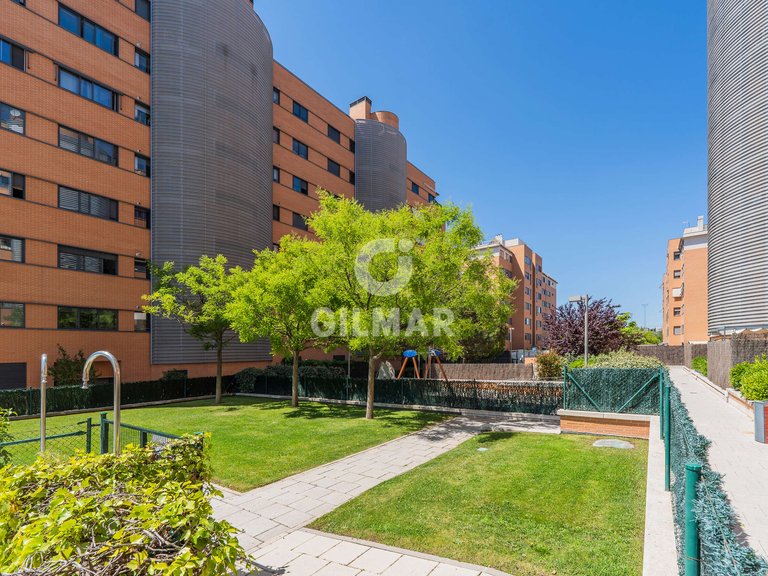 Apartment for Sale in Madrid, Madrid 16