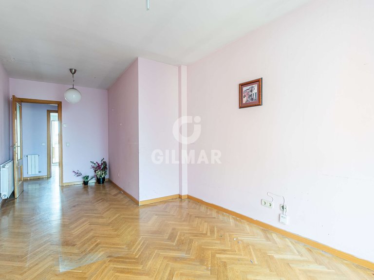 Apartment for Sale in Madrid, Madrid 3