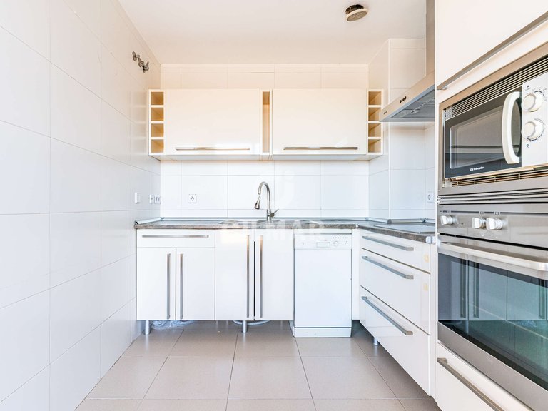 Penthouse for Sale in Madrid, Madrid 12