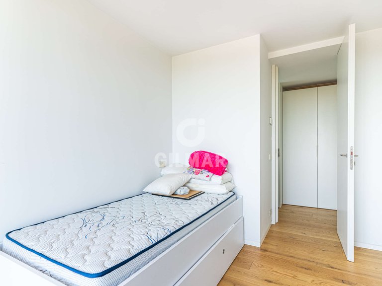 Apartment for Sale in Madrid, Madrid 16