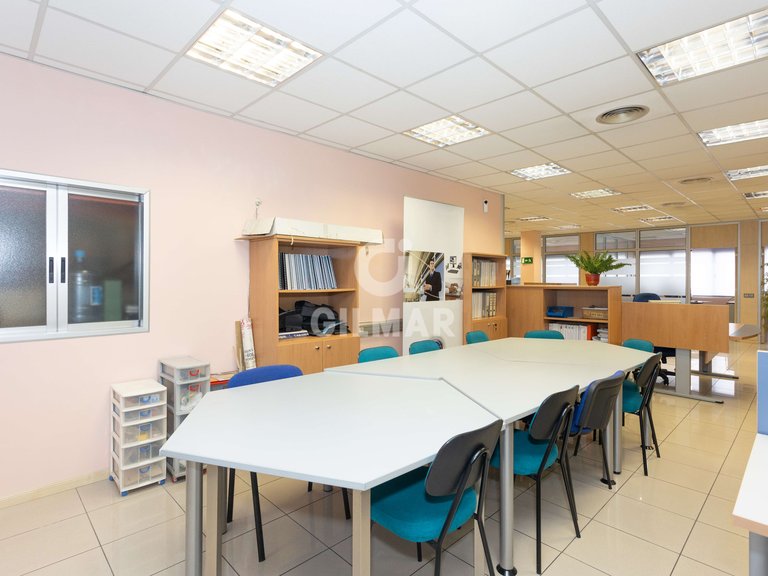 Commercial for Sale in Madrid, Madrid 22