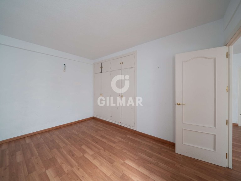 Apartment for Sale in Madrid, Madrid 15
