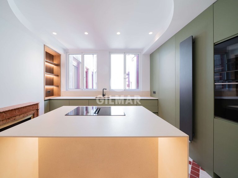 Apartment for Sale in Madrid, Madrid 16