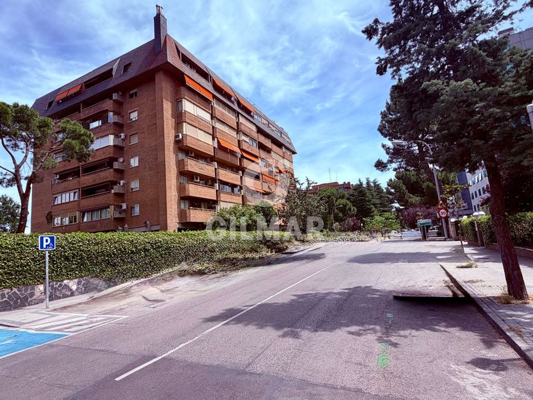 Apartment for Rent in Madrid, Madrid 3