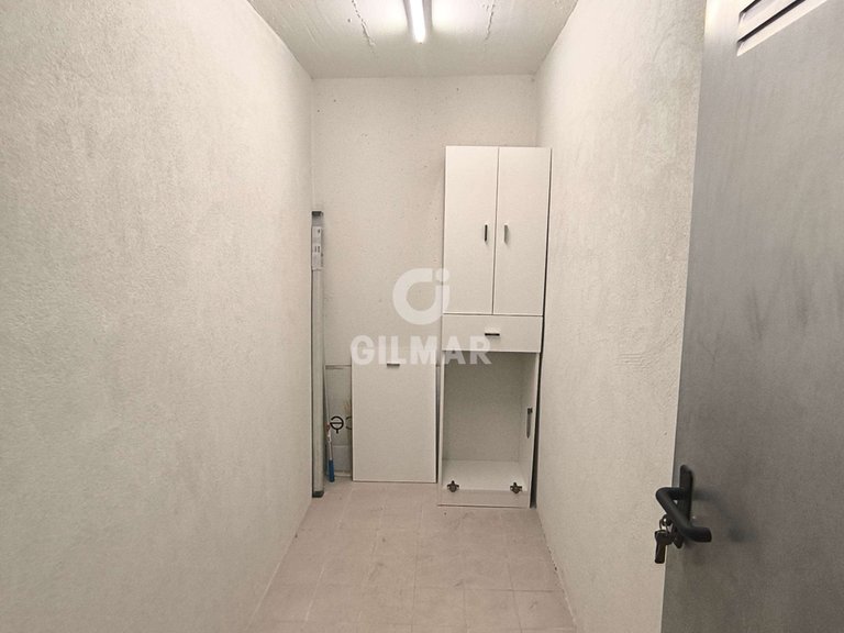 Apartment for Rent in Madrid, Madrid 22