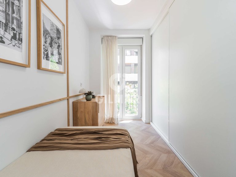 Apartment for Sale in Madrid, Madrid 22