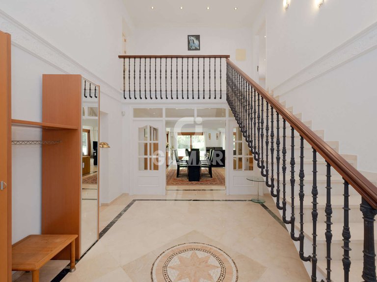 Villa for Sale in Estepona, Malaga 12