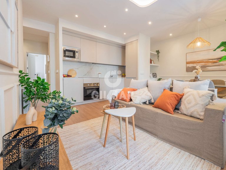 Apartment for Sale in Madrid, Madrid 2