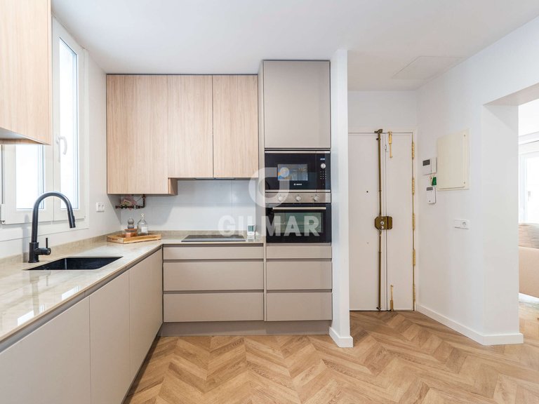 Apartment for Sale in Madrid, Madrid 27