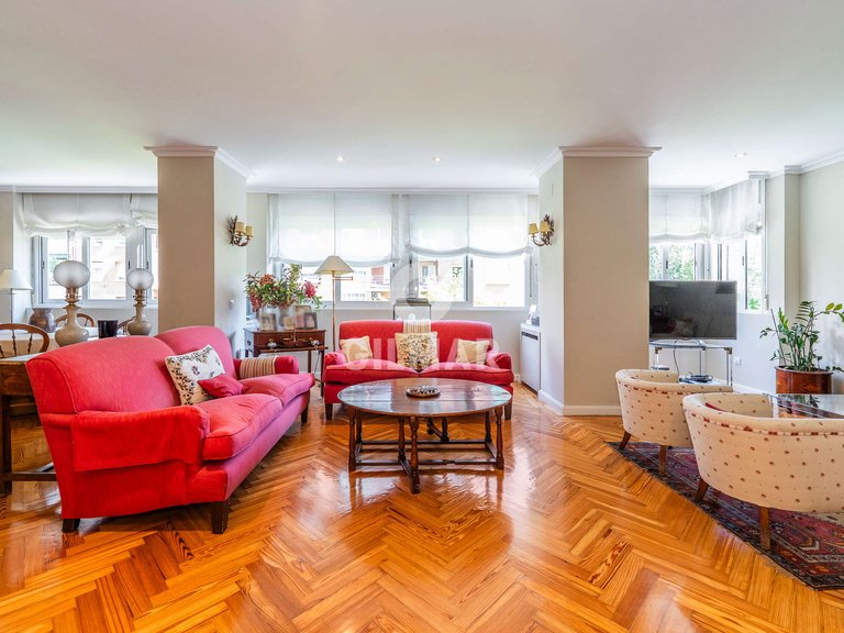 Apartment for Sale in Madrid, Madrid 5